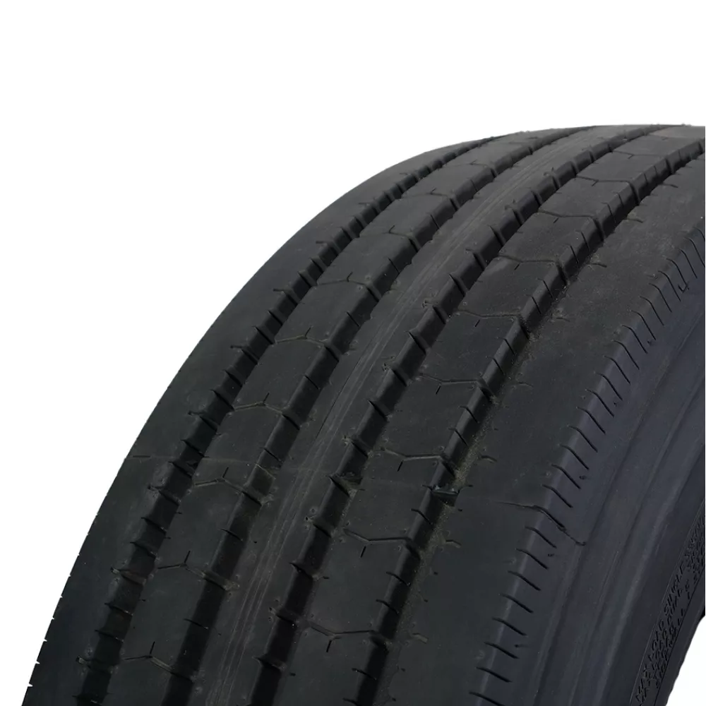 Грузовая шина 285/70 R19,5 Long March LM-216 18PR в Розе