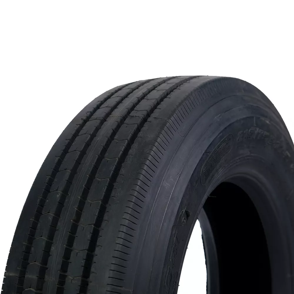 Грузовая шина 215/75 R17,5 Long March LM-216 16PR в Розе