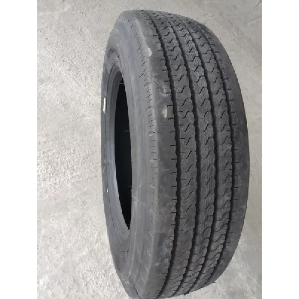 Грузовая шина 255/70 R22,5 Long March LM-120 16PR в Розе